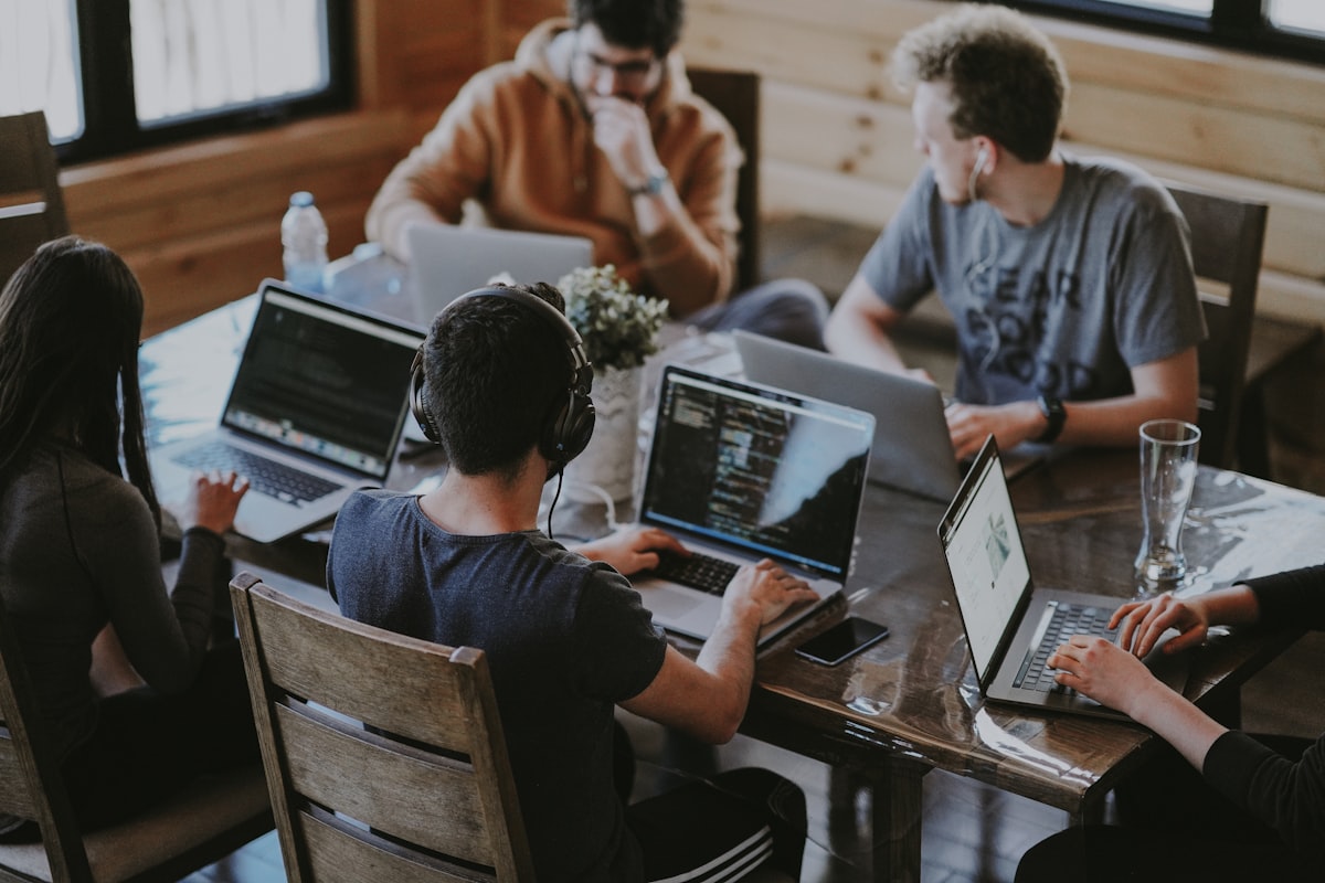 Synodica Odoo ERP implementation team collaboration