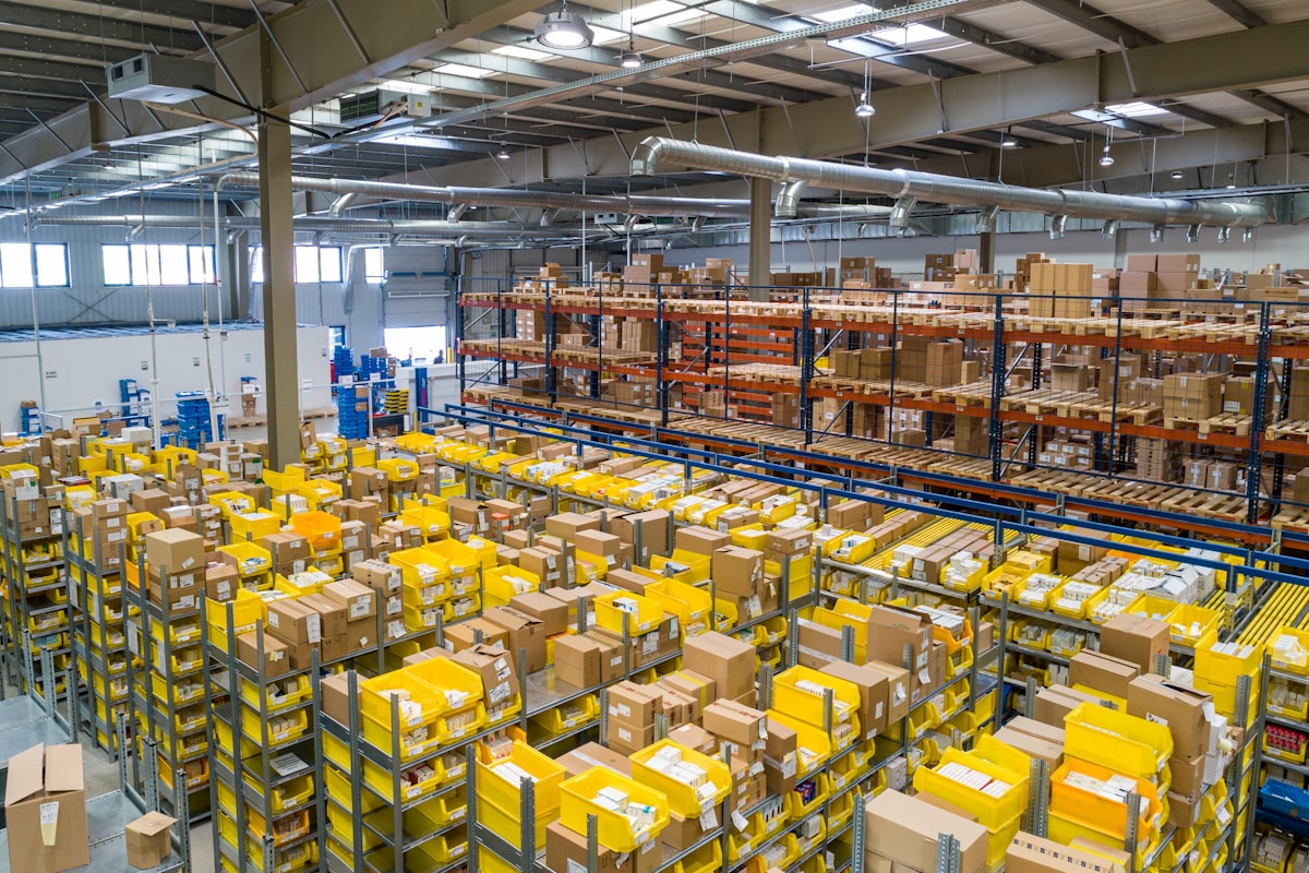 Wholesale B2B warehouse distribution ERP dashboard